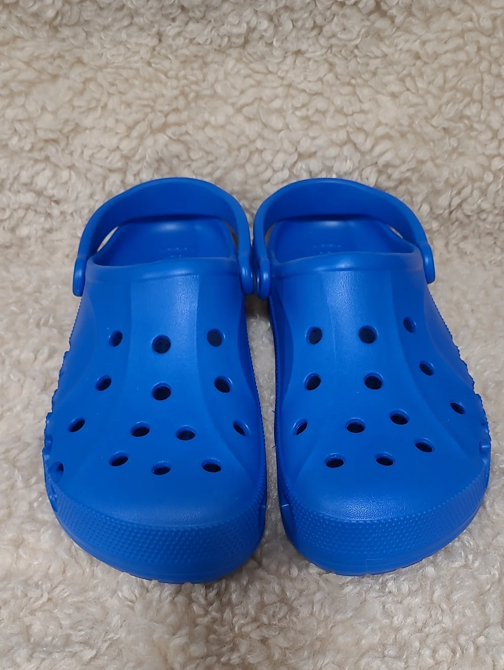 CROCS Men's Size 12 Royal Blue Classic Clogs with Vent Holes
